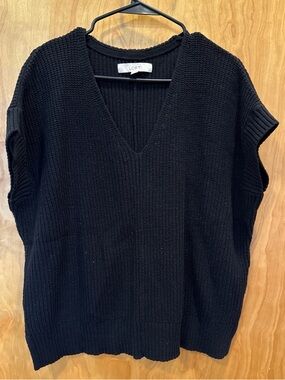 LOFT Black V-Neck Sleeveless Knit Pullover